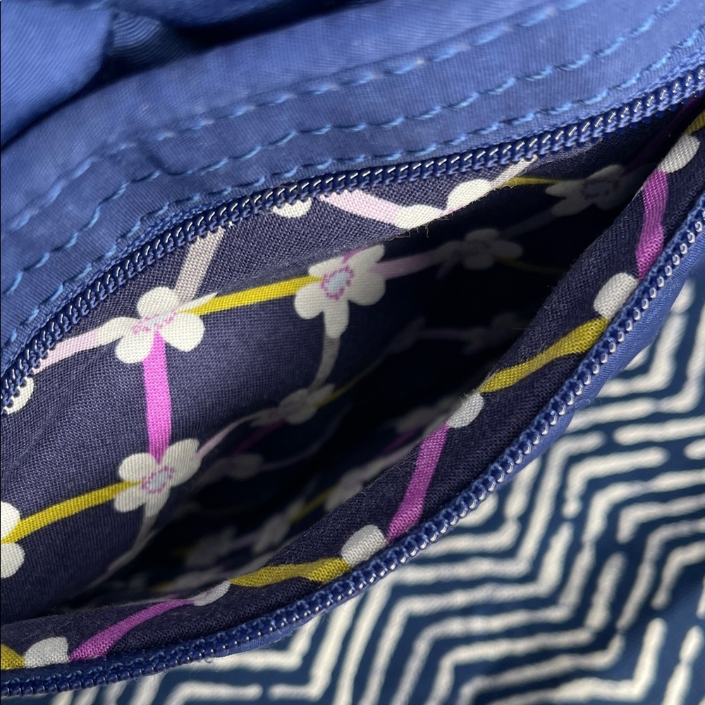 Vera Bradley Royal Blue Quilted Crossbody - Picture 6 of 7